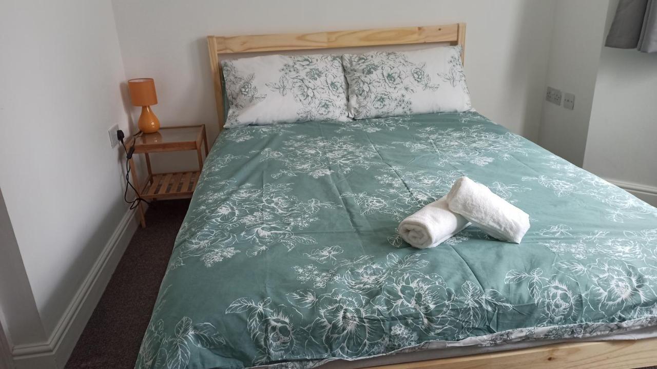 Bright, Chilled Ensuite Db Room In A Shared Flat! London Luaran gambar