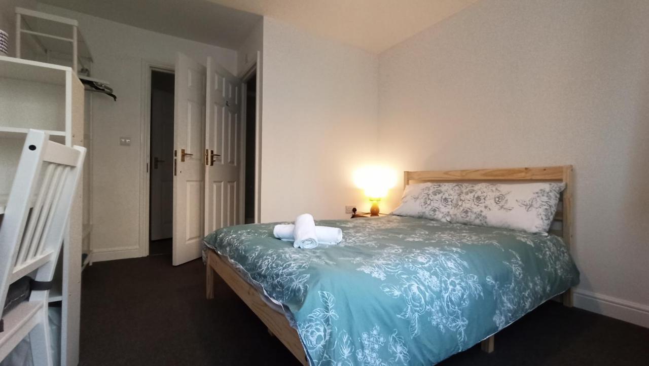 Bright, Chilled Ensuite Db Room In A Shared Flat! London Luaran gambar